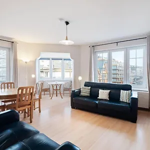 https://modern-apartment-in-westende-middelkerke-with-beach-nearby.bruges-hotels.info